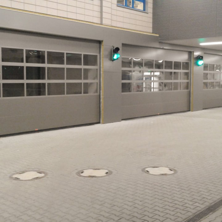 Sektionaltore für das St. Vincenz Krankenhaus